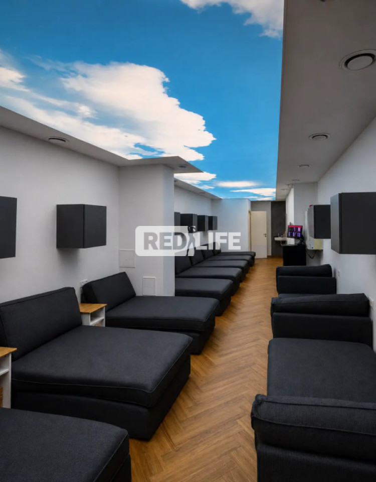 külön szállás nightclub peepshow rugalmas