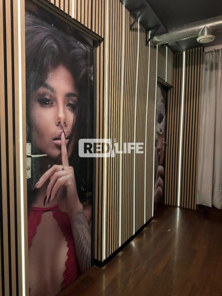 erotikus stúdió escort munka Magic