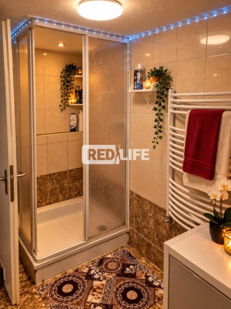 fix leadó női tulajdonos Relax