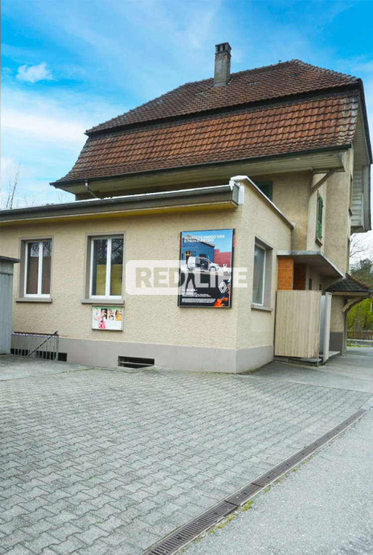 fix leadó női tulajdonos Relax